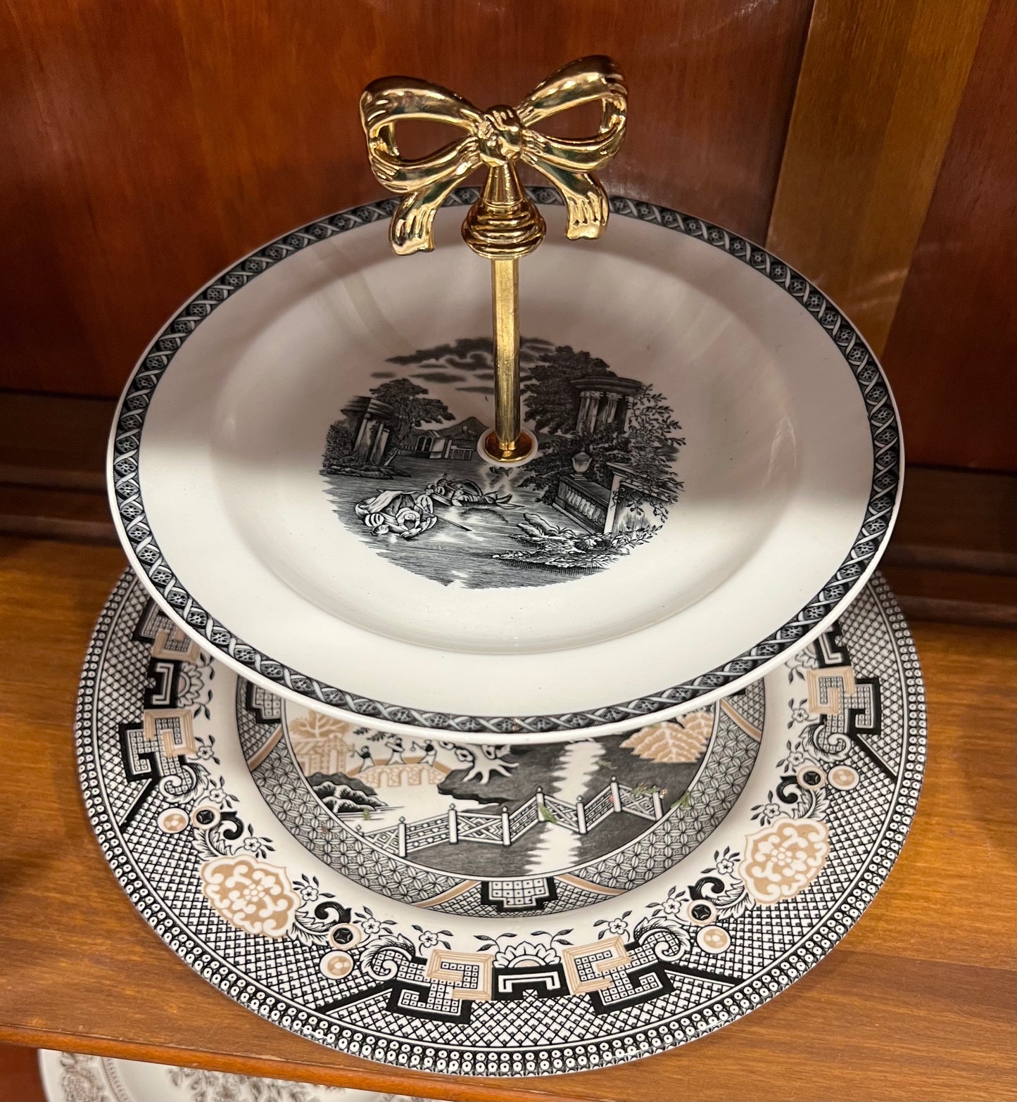 Wedgwood & Willow Two Tier Plate Stand