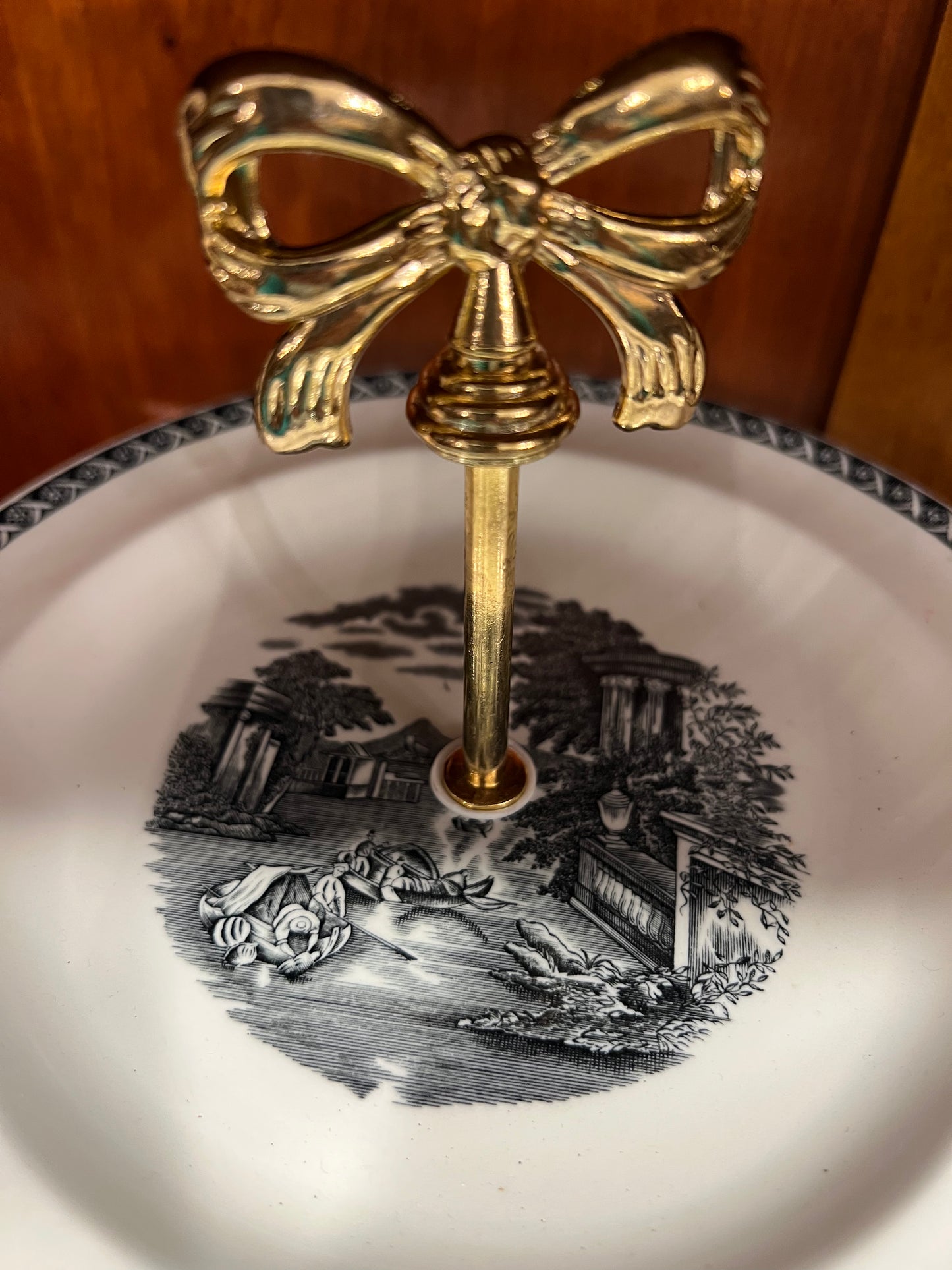 Wedgwood & Willow Two Tier Plate Stand