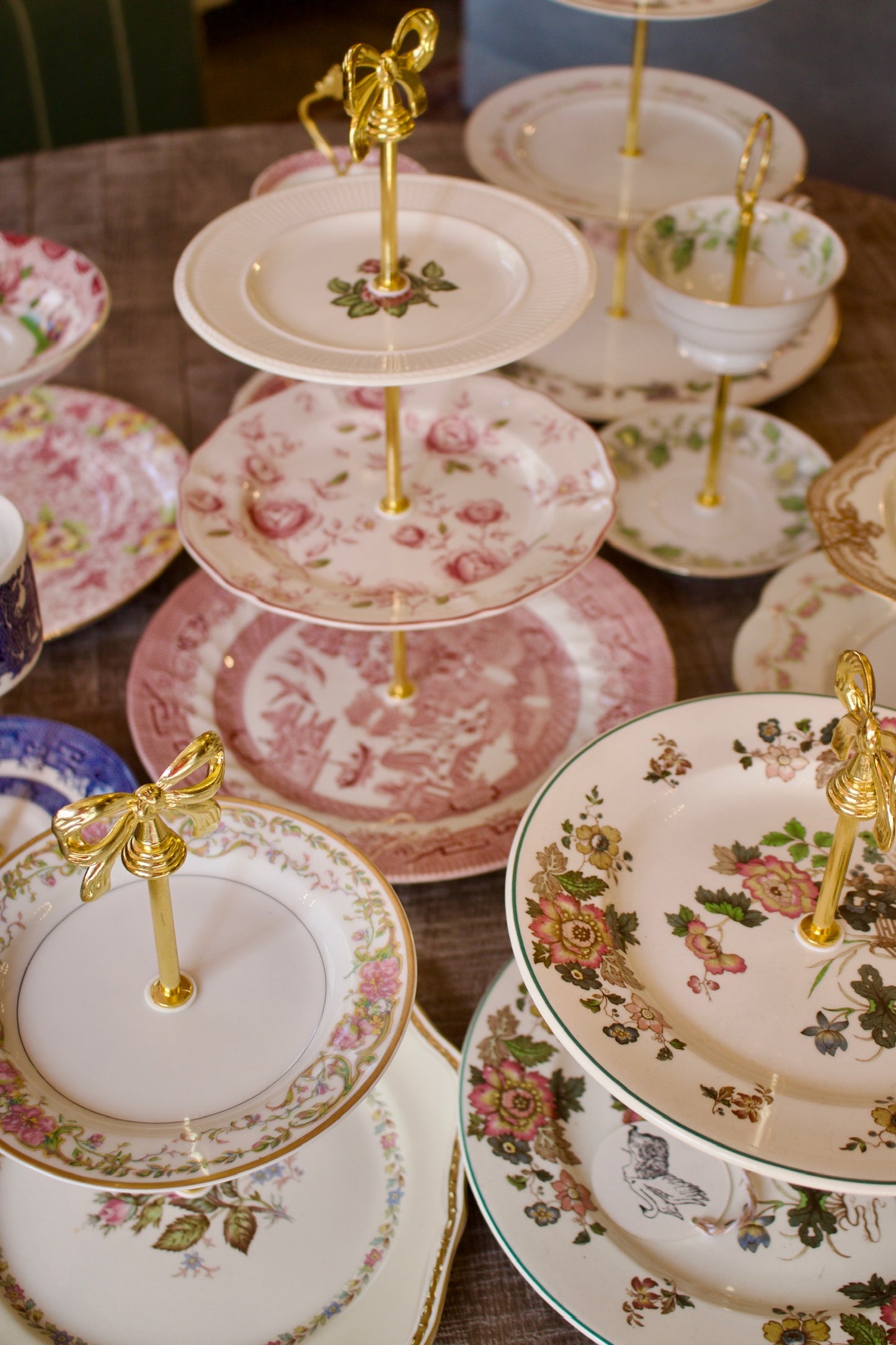 Haviland Hamilton Pattern Tiered Plate Stand