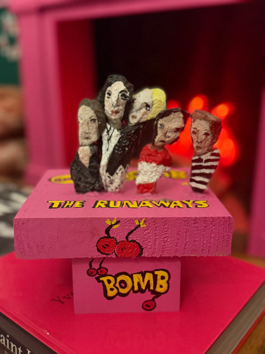 Rockstars- The Runaways